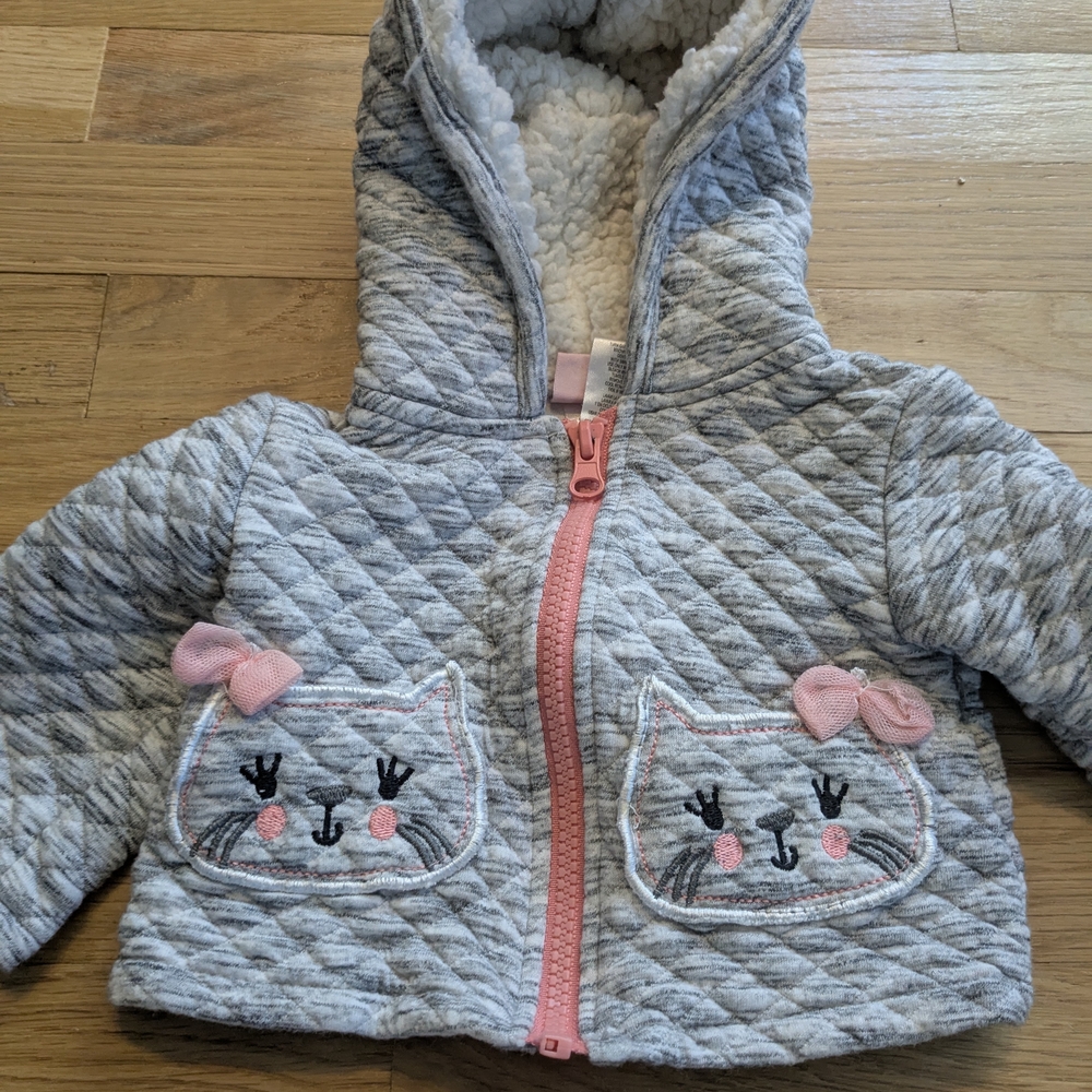 😀$6 WHEN BUNDLED 😀Gray Quilted Cat Face Baby Jacket with Pink Accents